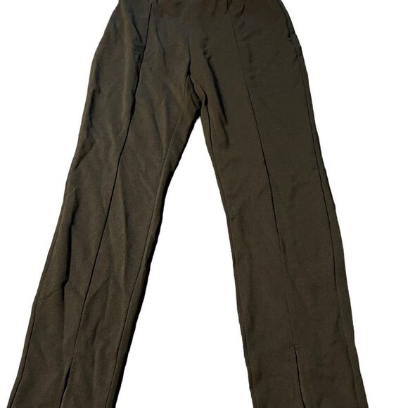 Super cute pants  - Picture 10 of 13